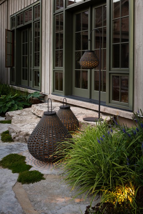 Earthscape Landscape Design-Build-Maintain Toronto planting detail